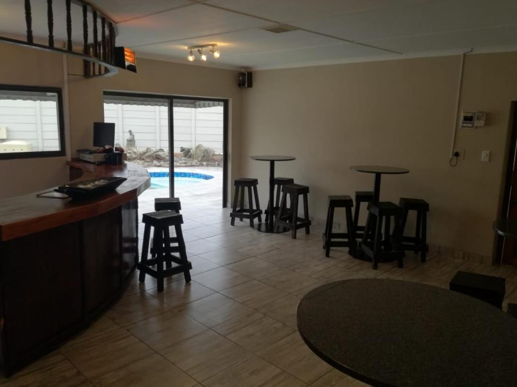 Skylight Lodge Harrismith Extérieur photo